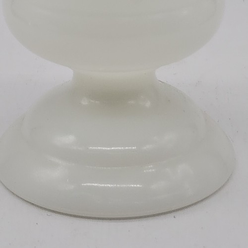 Napco Milk Glass Urn Wase 6" Cleveland USA - Picture 3 of 6
