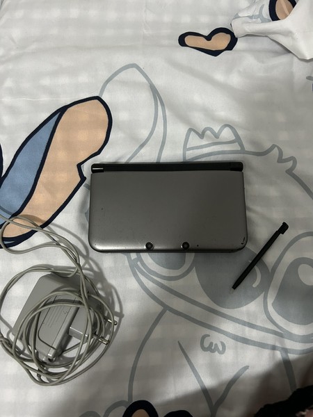 Nintendo 3DS XL Silver-black brand new