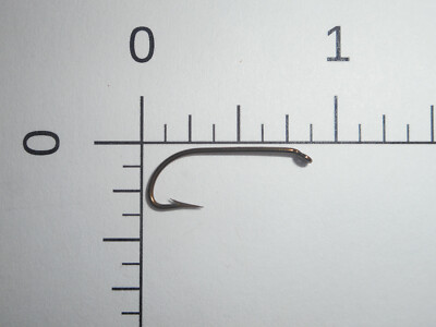 100 MUSTAD #7 Ganci Limerick Per Fly Fishing: Occhio Giù Bronzato Kirbed - Lotto Da 100 Pz