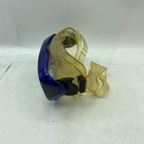 Boomerng Scuba Mask & Hard Case - Picture 6 of 12