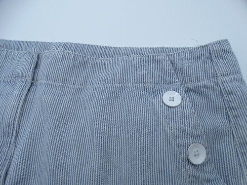 Ann Taylor Loft Women's Shorts Size 12 Blue & White Striped Shorts - Picture 3 of 8