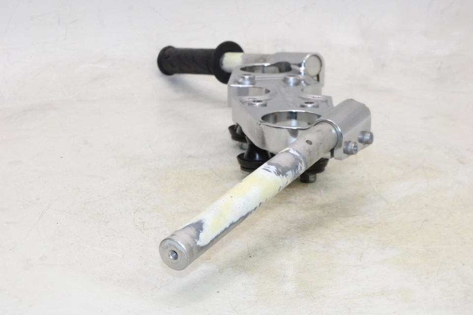 01-07 MANILLAR SUZUKI HAYABUSA GSX1300R OEM Foto 4 de 4