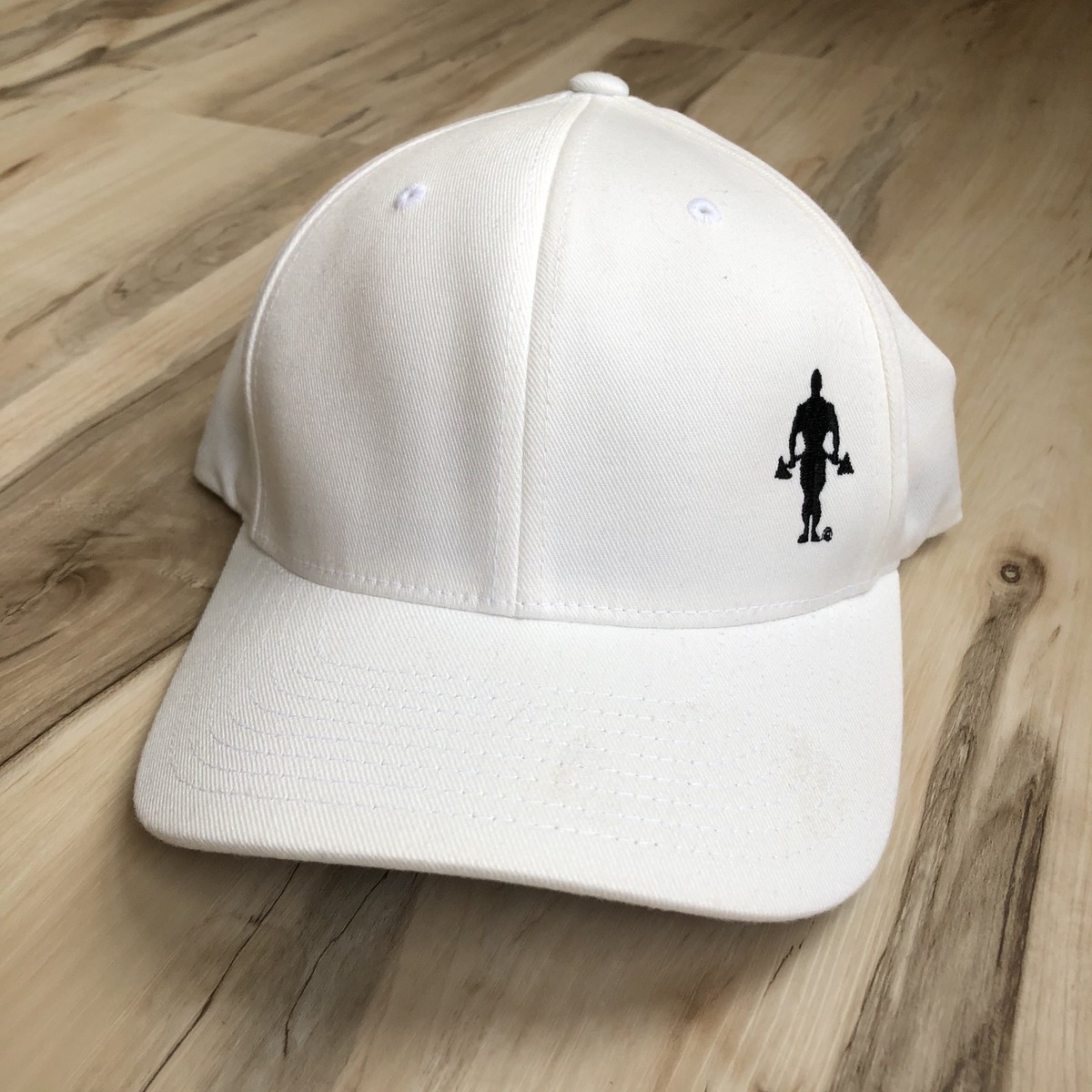 All White Gold's Gym Venice CA Hat Cap Flexfit Fitness Logo S-M