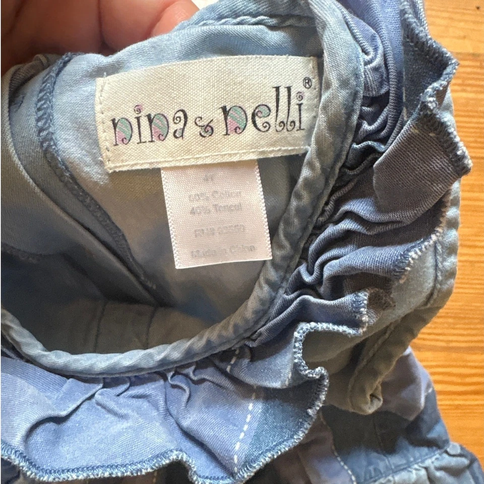 Vestido sem mangas Nina & Nelli anos 90 jeans patchwork em camadas TAMANHO 4T - Imagem 4 de 4