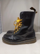 DR.MARTENS Model number: 1490 10 hole boots