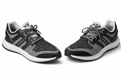 Adidas Y-3 PureBoost Sneakers   Black & White  Oreo  Colorway, Size 9.5
