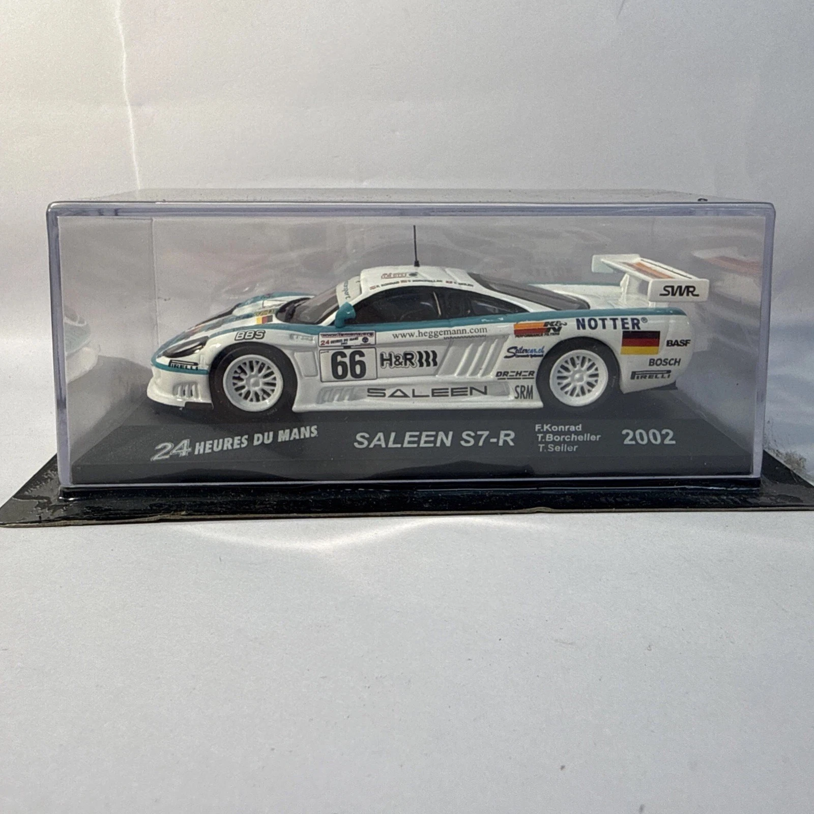 Voiture Miniature Formule 1 Saleen S7-R 24h Du Mans 2002
