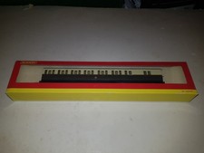 OO gauge Hornby R4030C GWR Suburban B Coach 6762 boxed preowned rollingstock
