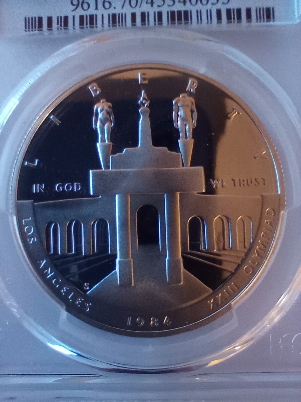Picture 2 of 8