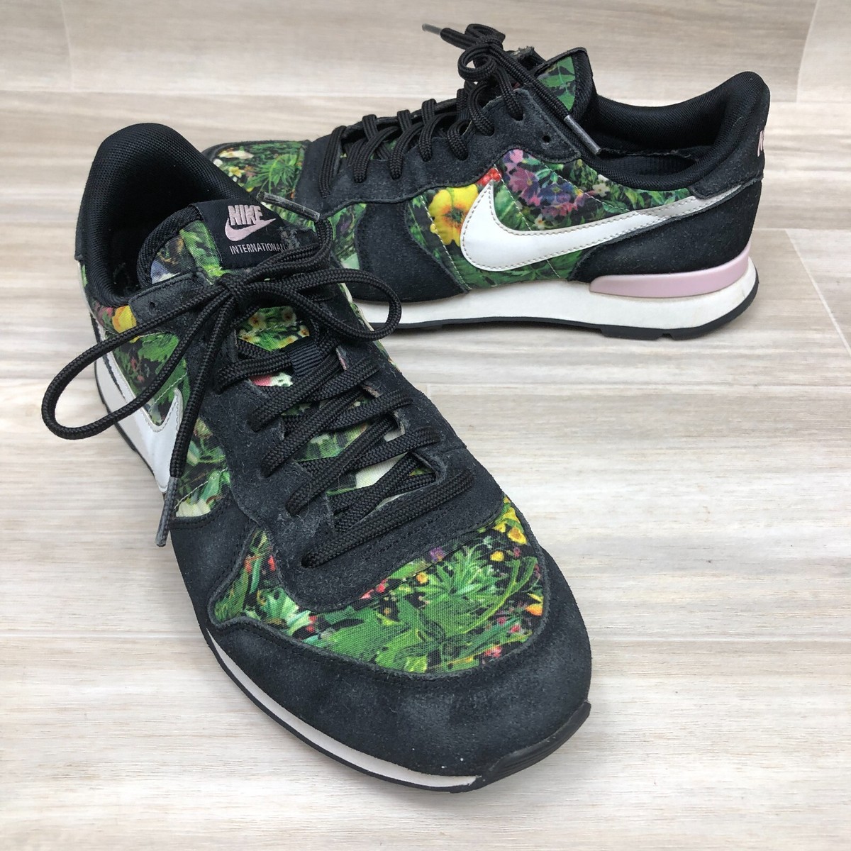 公式正規品!★NIKE INTERNATIONALIST WOMEN'S SHOE Nike Internationalist Floral Spring Garden Waffle Shoes