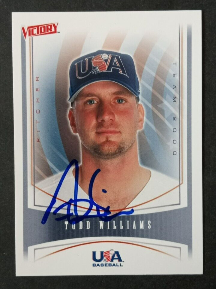 2000 Upper Deck ( VICTORY ) SIGNED: Todd Williams, TEAM 2000 #454