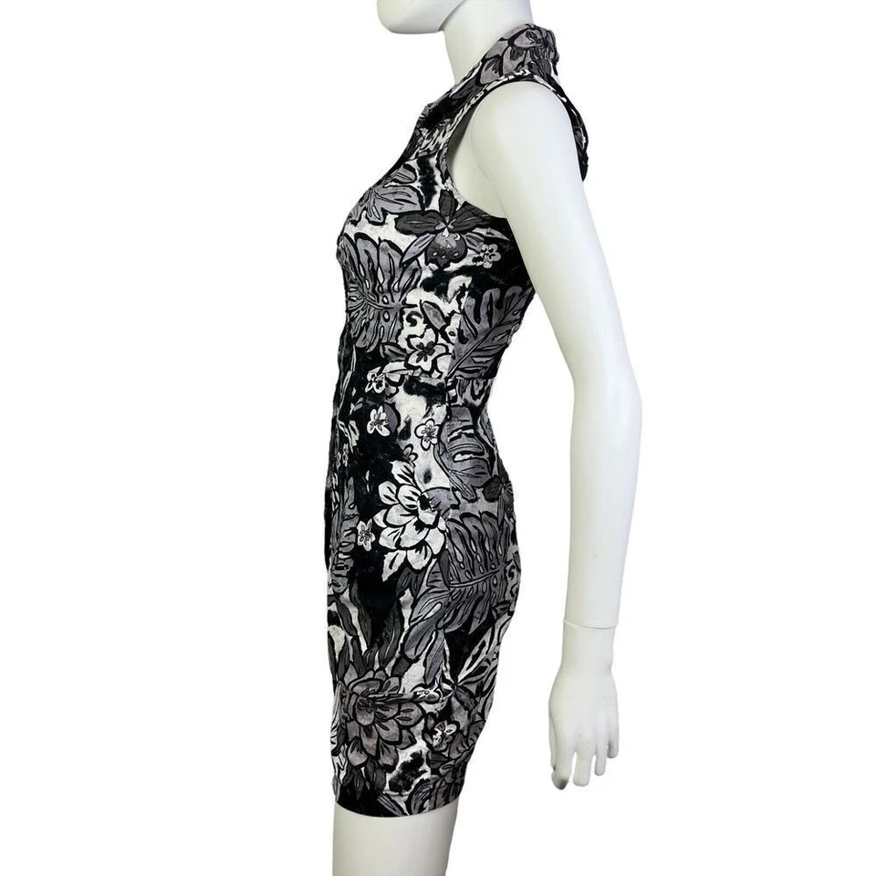Vestido de Verano BCX Negro Floral Bodycon Talla Pequeña (H10170) Foto 4 de 4