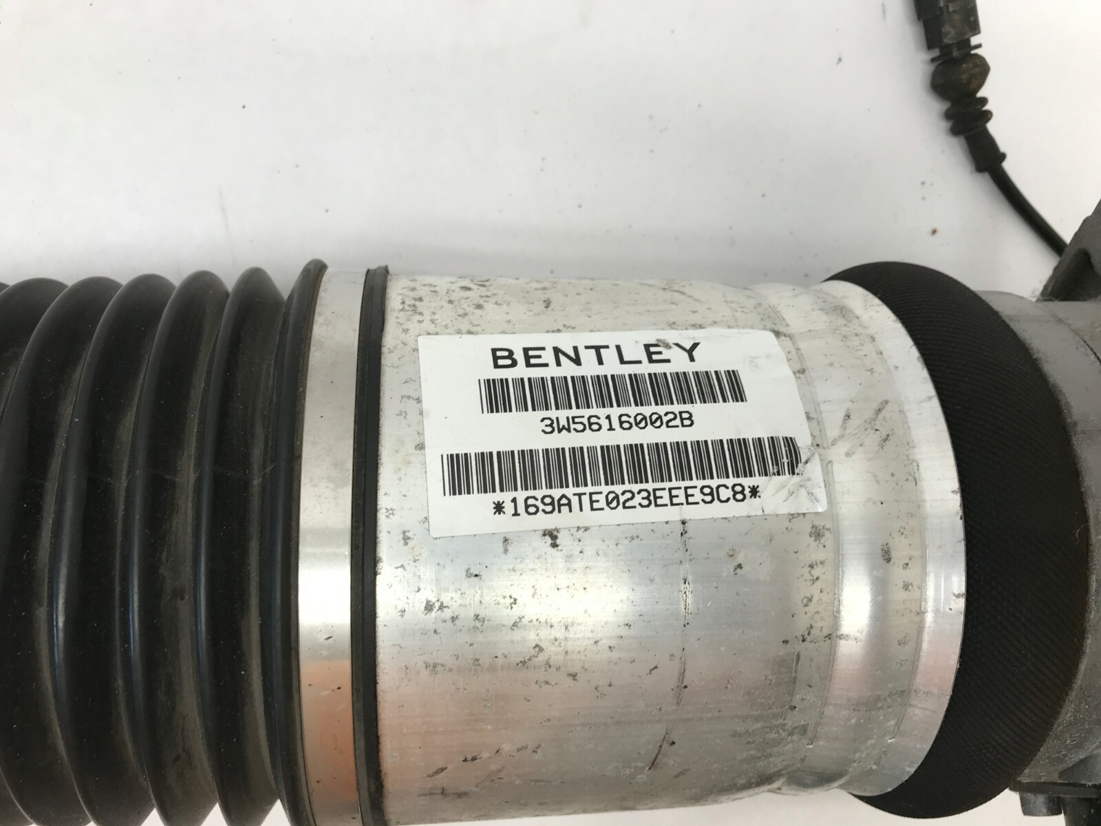 06-12 BENTLEY CONTINENTAL FLYING SPUR AIR SHOCK REAR RIGHT RH REAR OEM