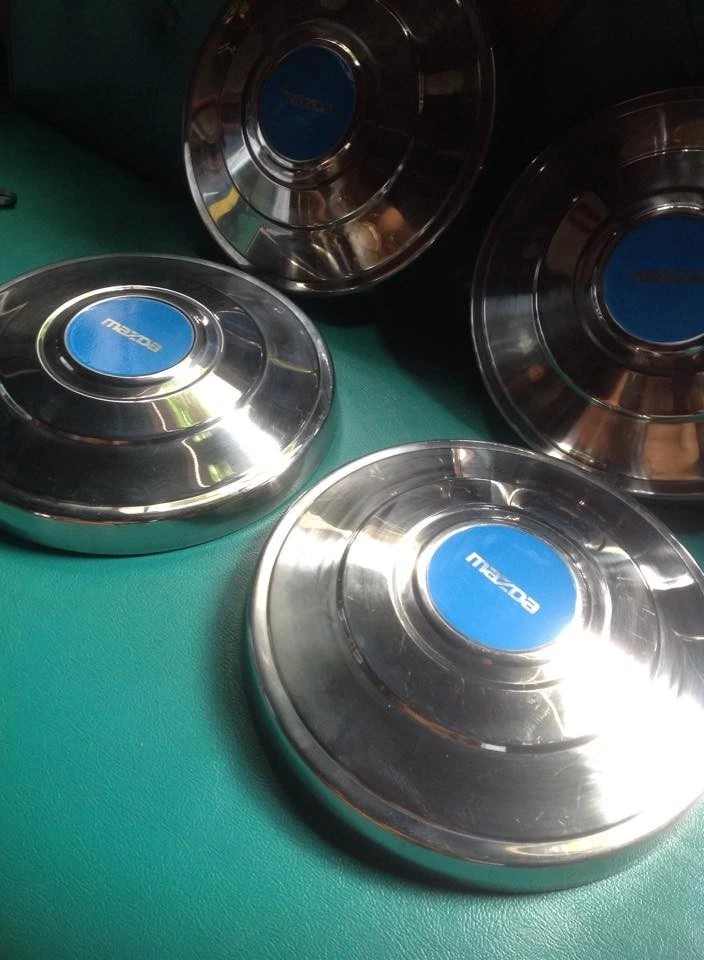 Mazda B1600 (1977) B1800 B2000 B2200 Pickup hubcap WHEEL COVER CENTER CAPS NOS - Image 3 of 4