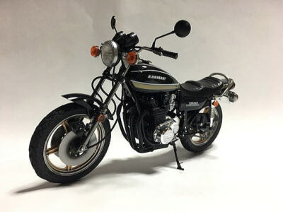 Aoshima 1/12 Modellbausatz Kawasaki 900 SUPER4 Z1 mit Custom Teilen aus Jp 3420