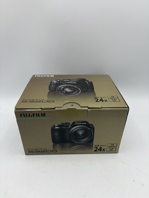 FUJIFILM FINEPIX S3200 デジタルカメラ FinePix フジフイルム コンデジ FUJIFILM S3200 中古 新品SDカード付き