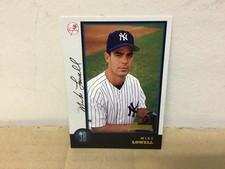Mike Lowell - 1998 Bowman Baseball Card - Rookie - Yankees. rookie card picture