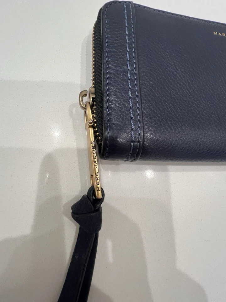 Cartera Marc Jacobs con cremallera Foto 2 de 4