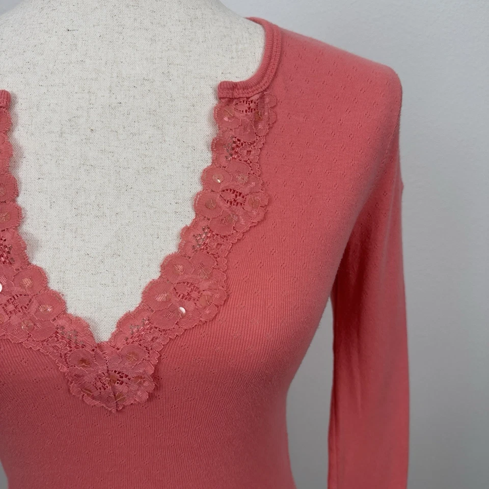 Maurices Top Womens Medium Pink Henley Sequins Elena Gilbert Ribbed y2k Layering - image 4 of 4