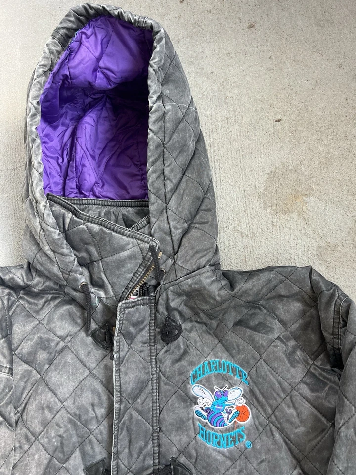 VTG RARE 90s Nutmeg Parka Puffer NBA Jacket Charlotte Hornets Sz XL - Image 2 of 4