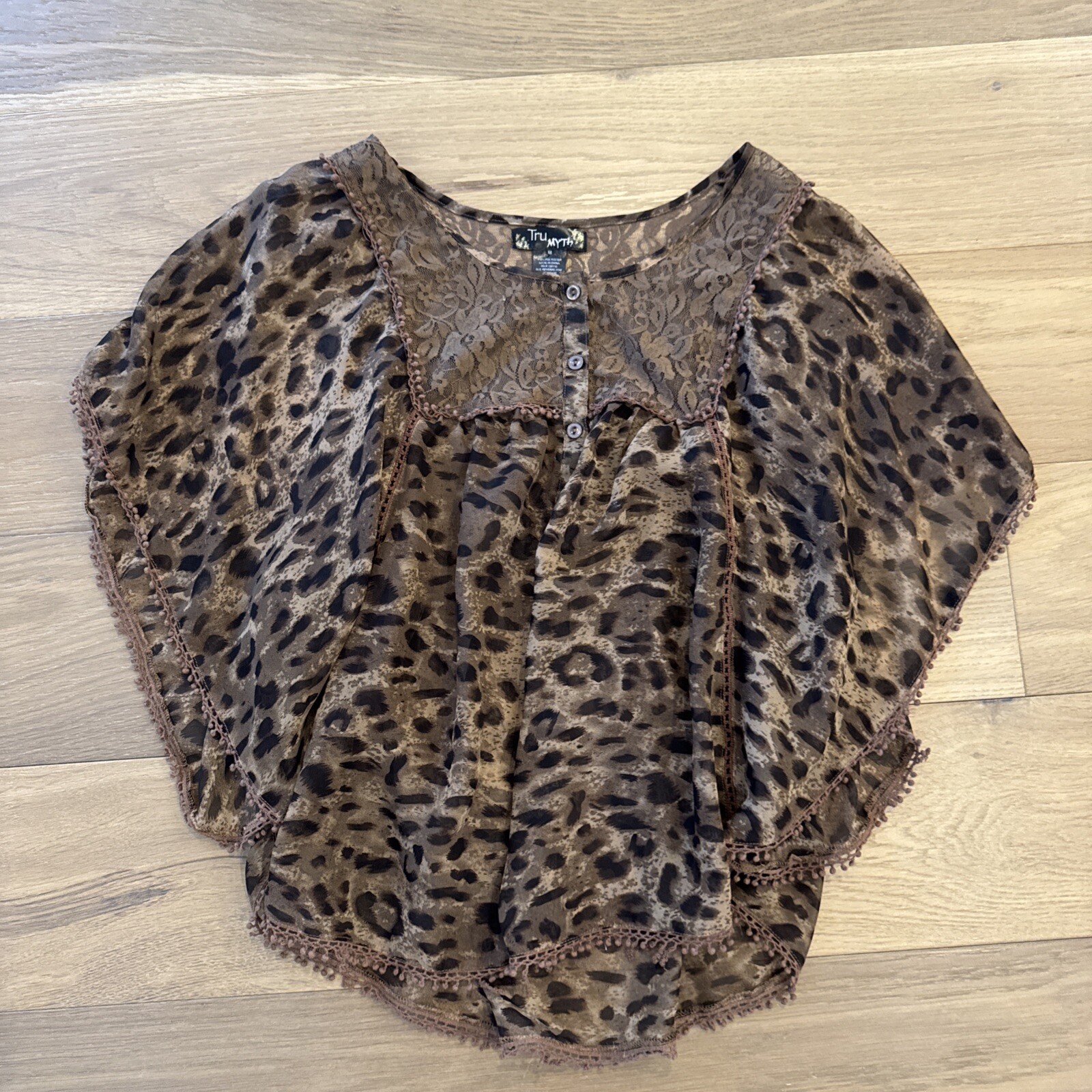 Tru Myth Leopard Print Top Bat Wing Lace Detail Whimsy Goth Sz L Sheet