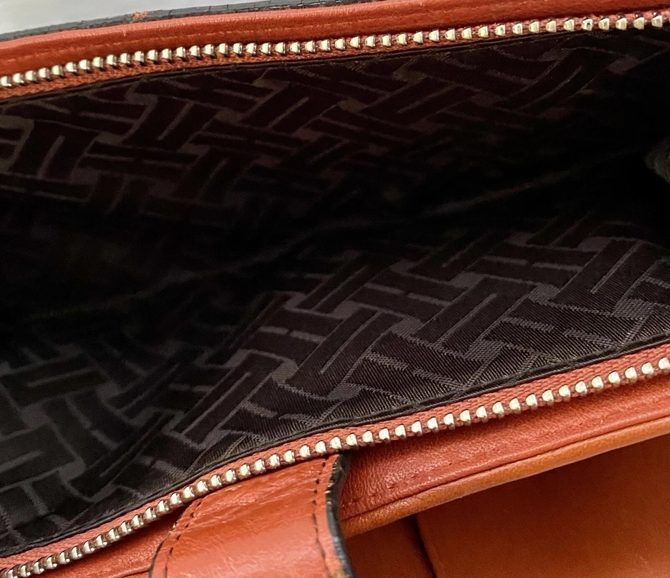 Бумажник-конверт дорожный на молнии COLE HAAN оранжевый кожаный - Изображение 3 из 3