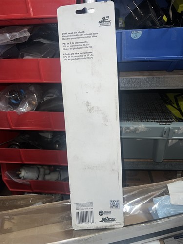 Milton S-976 Service Gage, 160 PSI, Dual Head - Picture 2 of 2