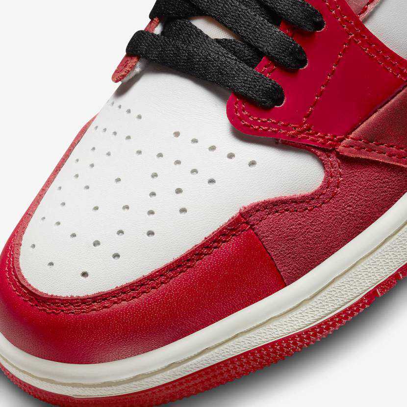 Spider-Man × NikeTDAirJordan1High OG SP Nike Air Jordan 1 High OG SP DV1748-601 Spider-Man Across