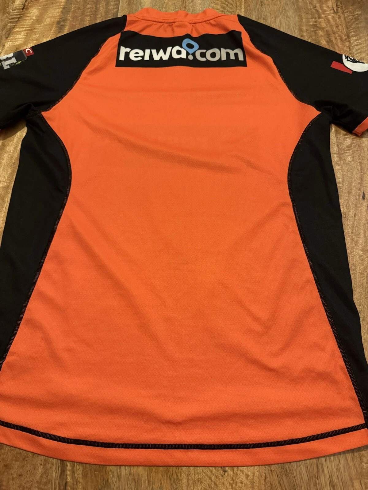 Picture 2 of 7