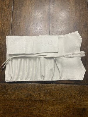 La Beaute Soi White Makeup Brush Storage Bag