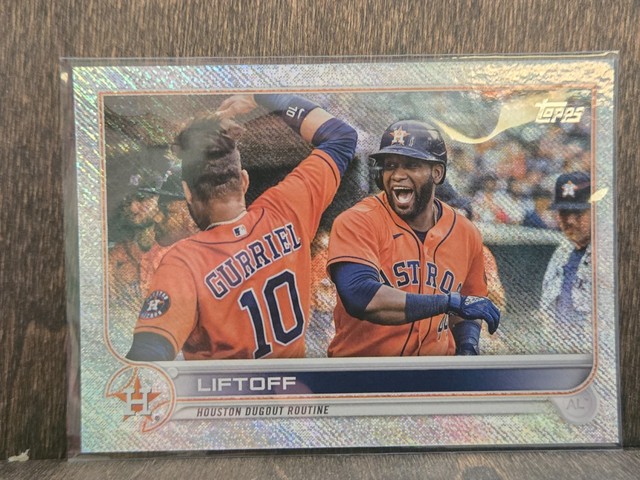 2022 Series 1 Checklist Retail Foilboard /875 Yordan Alvarez Houston Astros #110