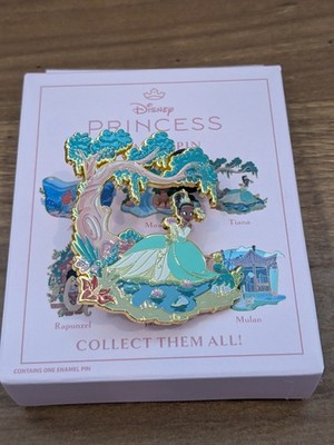BoxLunch Monogram Disney Princess Scenes Mystery Blind Box Tiana & The Frog New