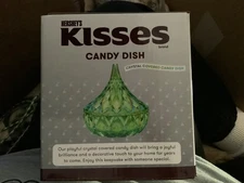 Hershey’s Baby prism baby Green Crystal COVERED LIDDED CANDY DISH, New in box