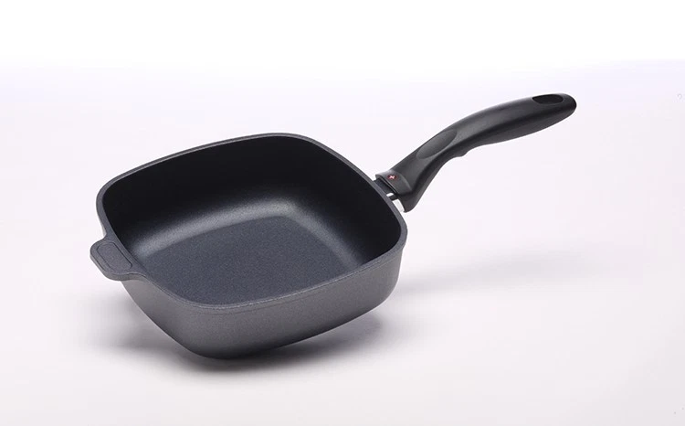 Induction Square Sauté Pan - 2.1 Qt (8" x 8") | HD Classic - Open Box