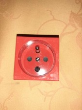 prise pour courant ondulé Legrand pour goulotte ou prise murale