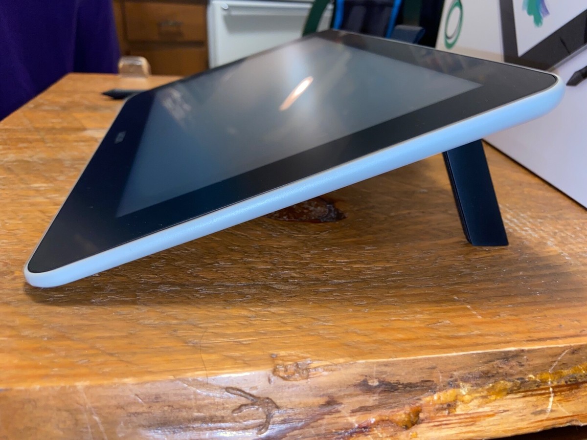 Wacom One Creative Pen Display, 13.3in Display, 1080p Wacom One Creative Pen Display, 13.3in Display, 1080p