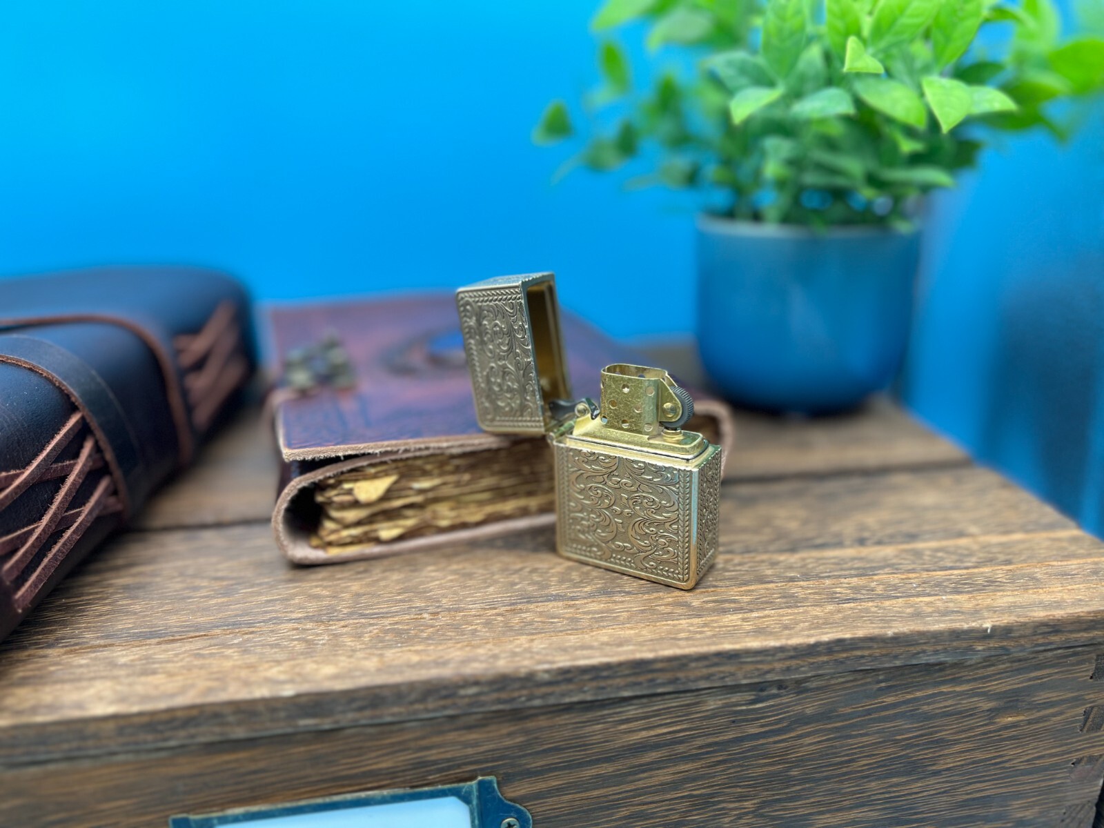Engraved Scroll Thick Solid Brass Armor ZORRO 915s Windproof Flip Lighter