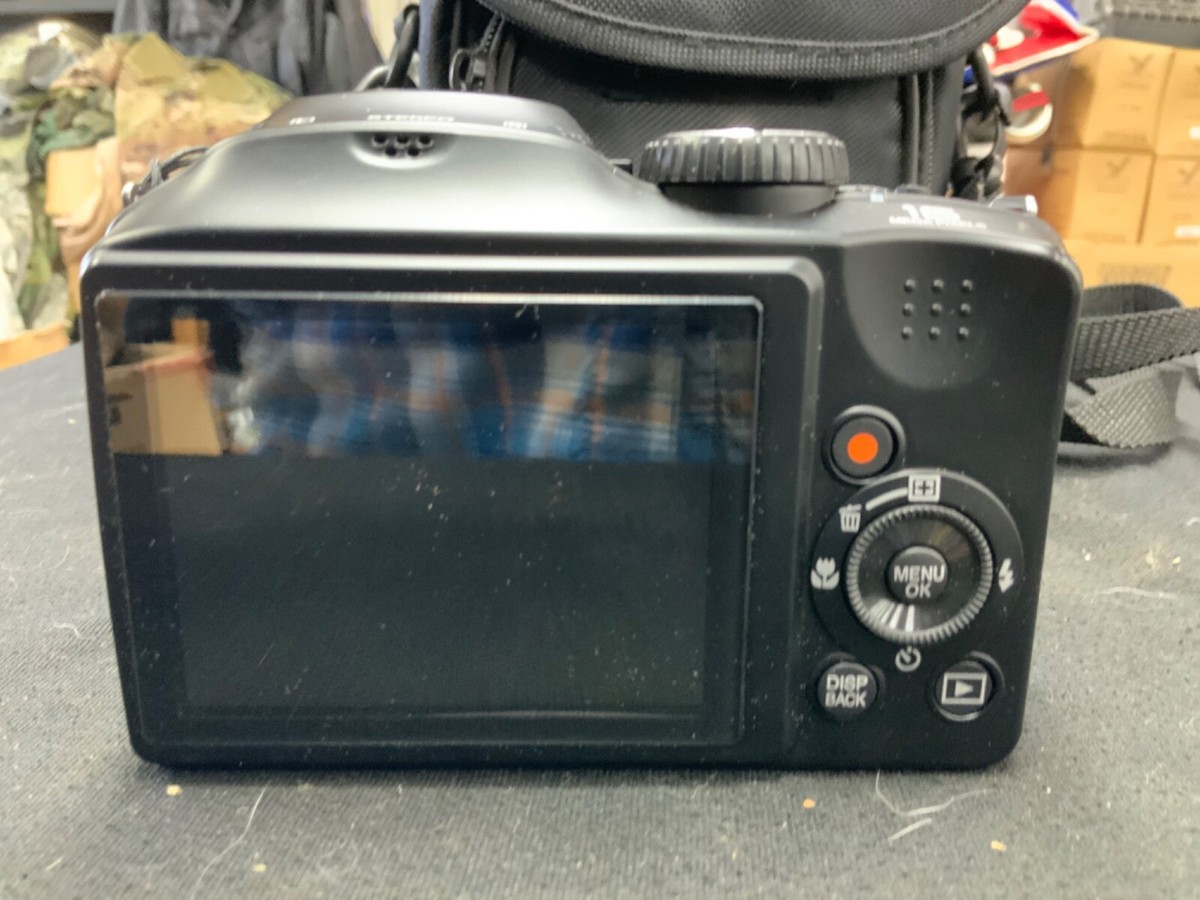 Fujifilm FinePix S6800 Black 30X Optical Zoom~16MP Digital Camera