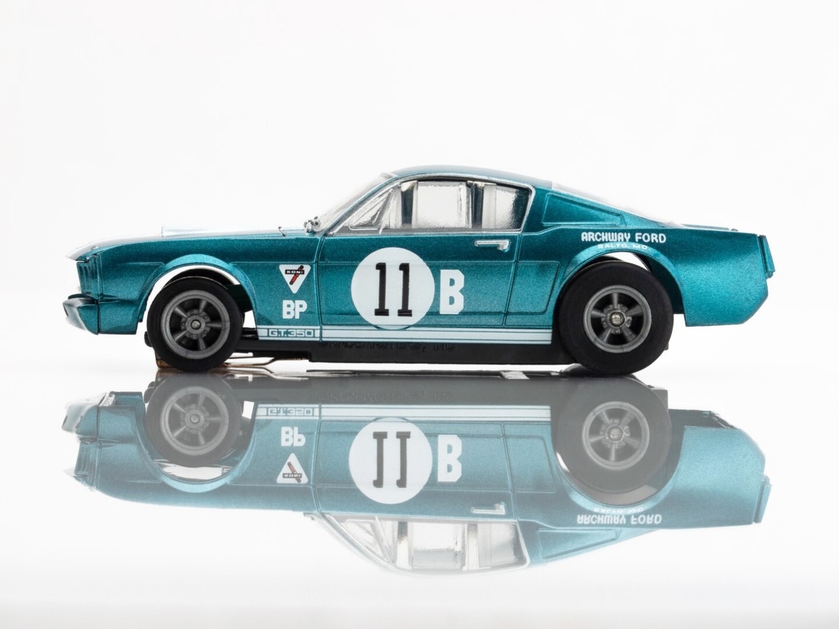 AFX New '65 Shelby GT350R Mark Donohue Blue/White HO Slot