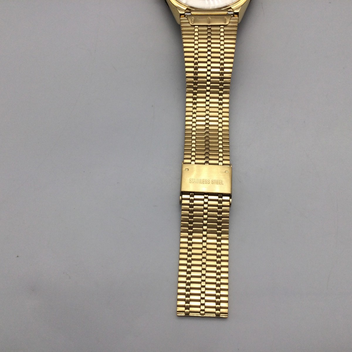 Timex Q Reissue Watch Men TW2V18700 37mm Gold Tone Day Date Adj 