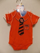 NCAA Oregon State Beavers Cutest set of 2 Bodysuits Size 3/6 M by OUTERStuff