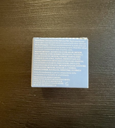 NEU First Aid Beauty Hydrating Dewy Gel Creme mit Hyaluronsäure + Ceramide - Bild 4 von 7