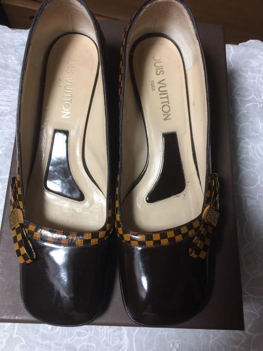 LOUIS VUITTON Pumps Enamel Size 35.5 US About4.5 Women
