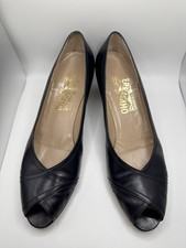 Vintage Salvatore Ferragamo Navy Peep Toe Size 8.5 Heels