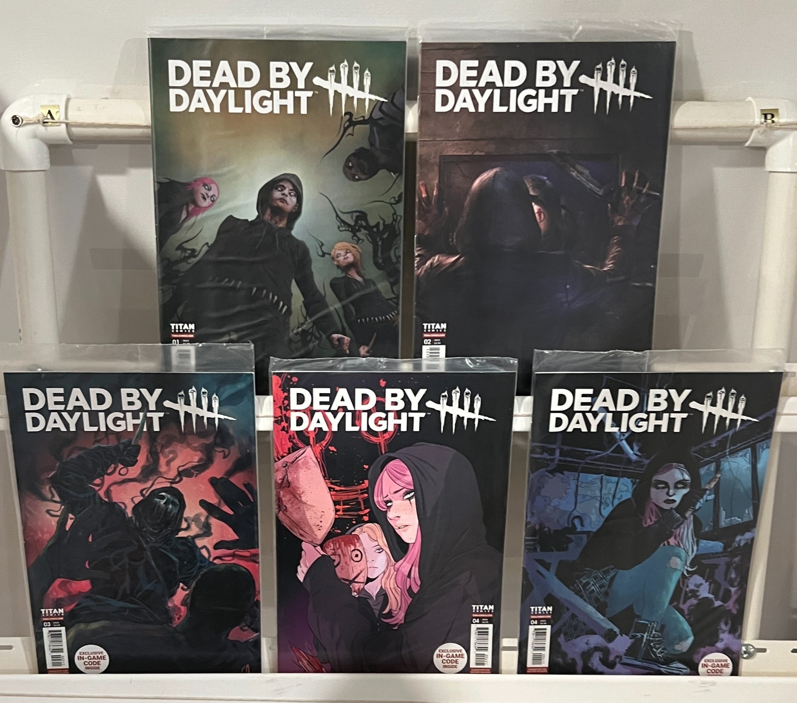 LOT OF 5 DEAD BY DAYLIGHT #1G/2C/3A/4A/4B SET W CODES 1ST PRINTS TITAN ...