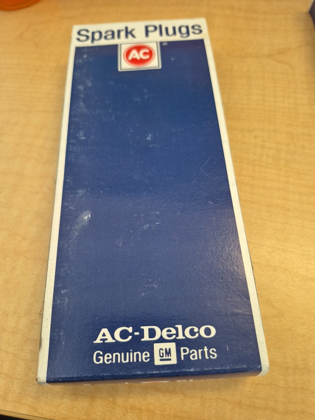 AC Delco R45S Spark Plug Set of 8 GM, Oldsmobile, Pontiac, Buick  5613872