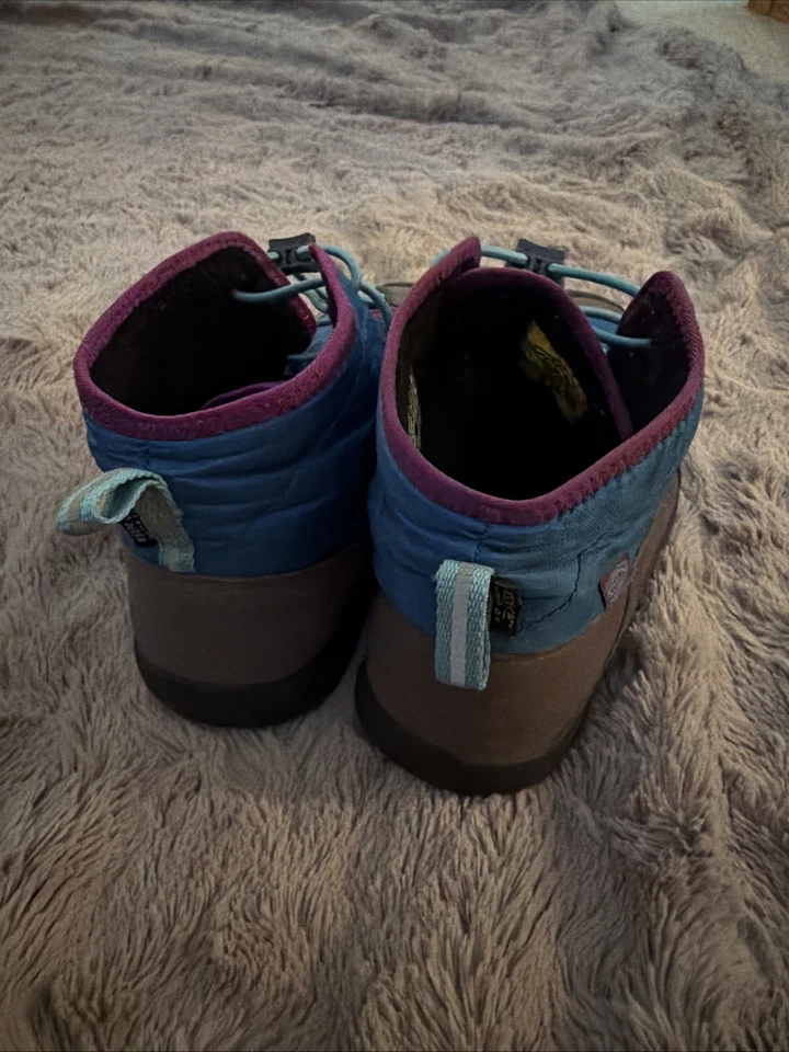 Botas impermeables Keen Chukka Dry para niños grandes talla 4 Foto 2 de 3