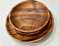 Wooden Plates, Set of 3 Servers, 4 / 6 / 8 Round, Handcrafted Acacia Wood