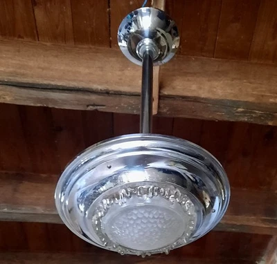 Ancien plafonnier suspension métal chromé et globe en verre - Photo 1/4