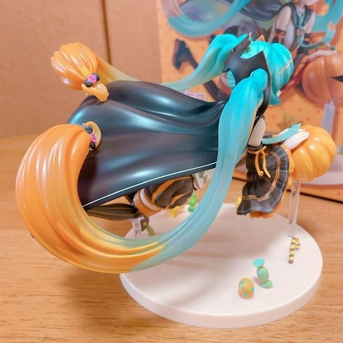 Vocaloid Miku Hatsune TRICK or MIKU Figure illustration by Hidari Halloween - Picture 5 of 8